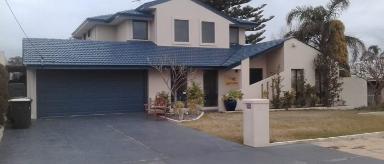 After Painting Photo of our  Roof &wall Painting Hillarys 0411188994 